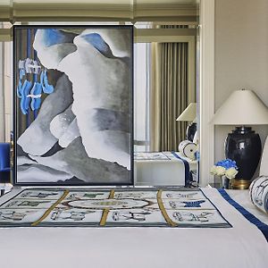 Premier Room twin beds